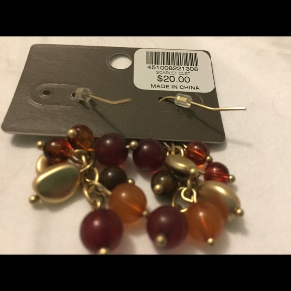 Chico’s scarlet cluster earring - Picture 2 of 3